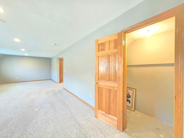 4625 Edinbrook Terrace, Brooklyn Park, MN 55443