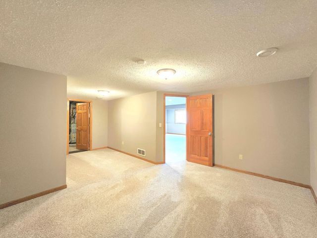 4625 Edinbrook Terrace, Brooklyn Park, MN 55443