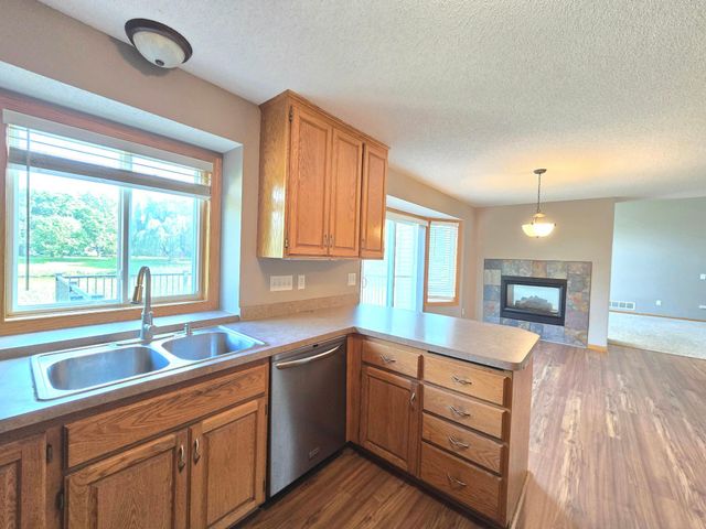 4625 Edinbrook Terrace, Brooklyn Park, MN 55443