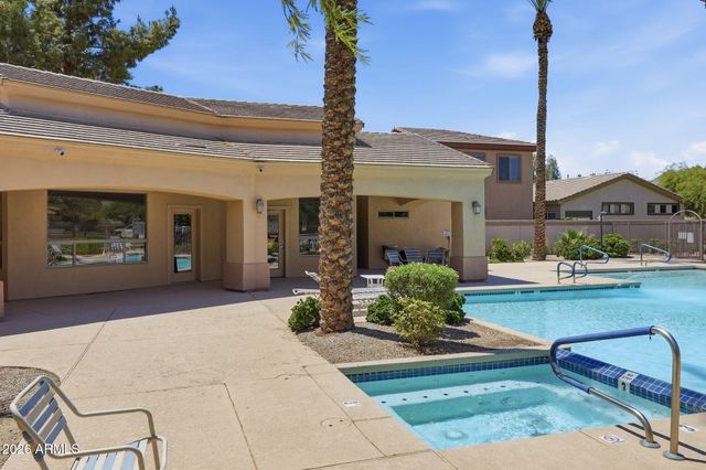 2015 W Olive Way, Chandler, AZ 85248
