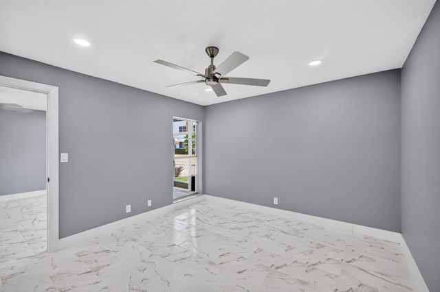 3040 NE 16th Avenue 110, Oakland Park, FL 33334