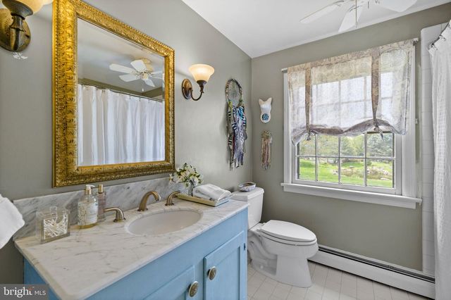 65 COVERED BRIDGE RD, New Hope, PA 18938