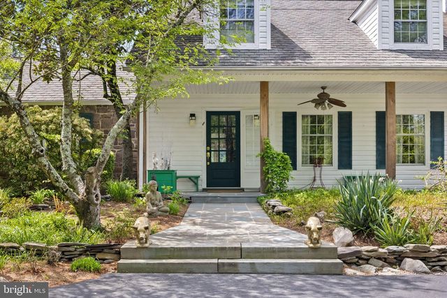 65 COVERED BRIDGE RD, New Hope, PA 18938