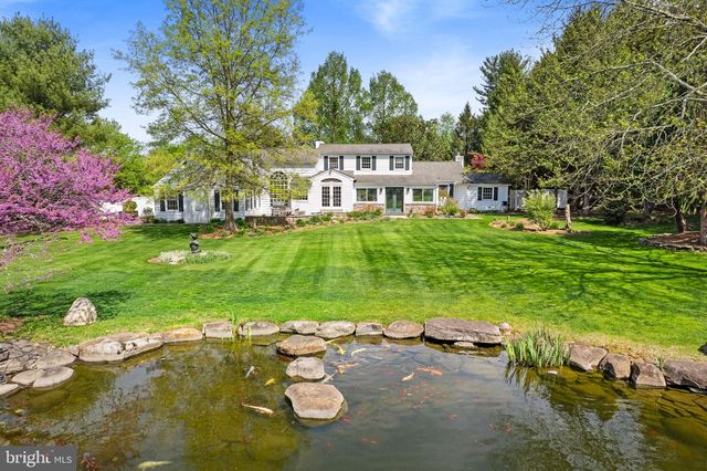 65 COVERED BRIDGE RD, New Hope, PA 18938