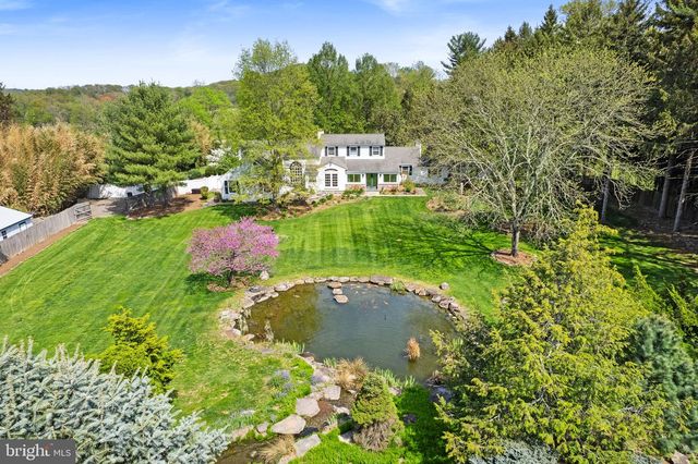 65 COVERED BRIDGE RD, New Hope, PA 18938
