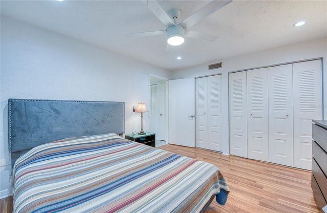 4681 1ST STREET NE 301, St Petersburg, FL 33703