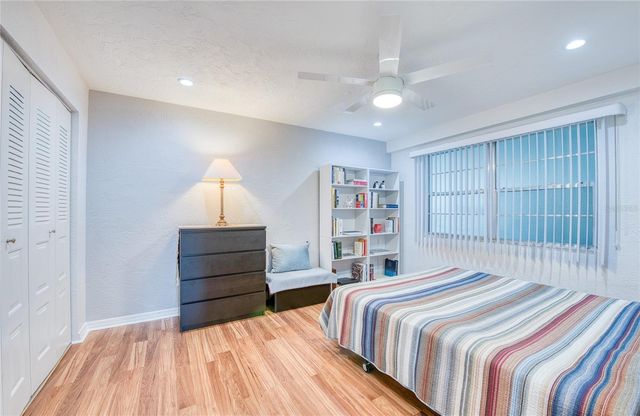 4681 1ST STREET NE 301, St Petersburg, FL 33703