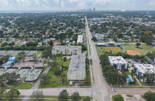 4681 1ST STREET NE 301, St Petersburg, FL 33703