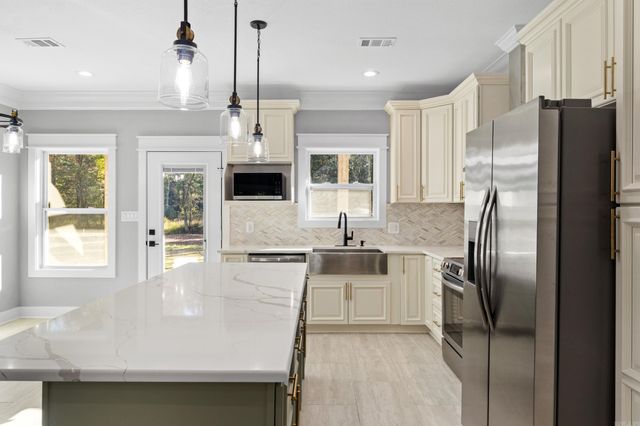 32 Hardin Lane, Conway, AR 72032