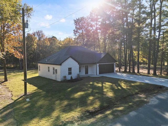 32 Hardin Lane, Conway, AR 72032