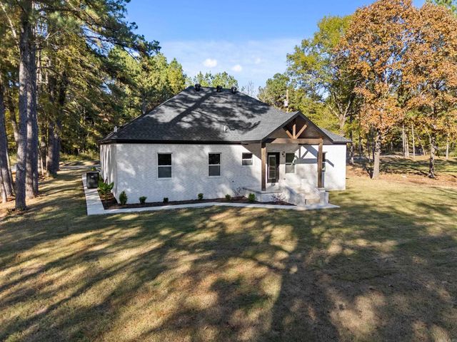 32 Hardin Lane, Conway, AR 72032