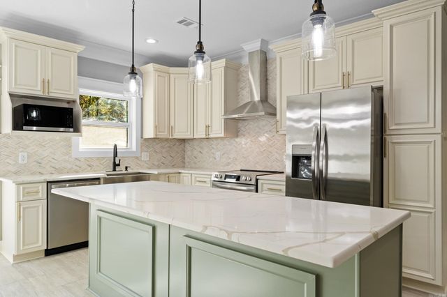 32 Hardin Lane, Conway, AR 72032