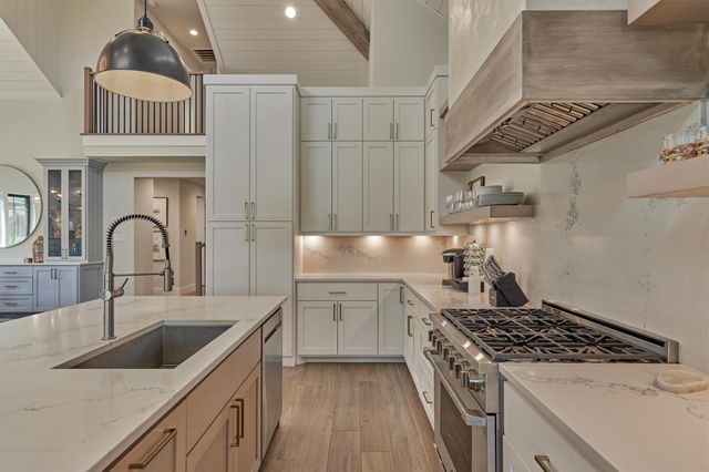 26151 Bluejack National Blvd 7, Montgomery, TX 77356