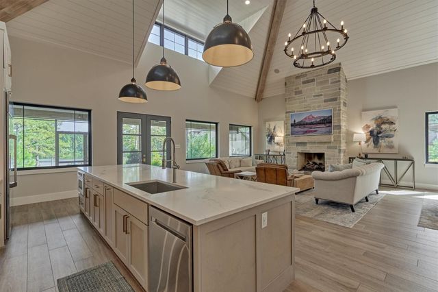 26151 Bluejack National Blvd 7, Montgomery, TX 77356