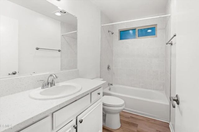 10965 Del Norte Street, Ventura, CA 93004