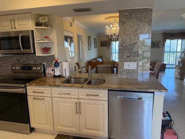 7380 S Oriole Boulevard 605, Delray Beach, FL 33446