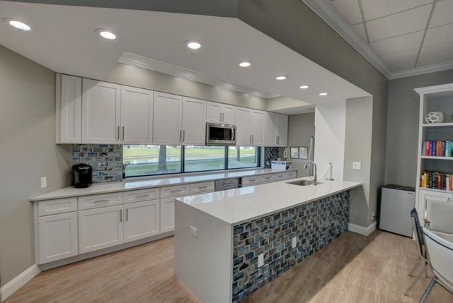 7380 S Oriole Boulevard 605, Delray Beach, FL 33446