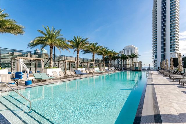 4010 S Ocean Dr R1808, Hollywood, FL 33019