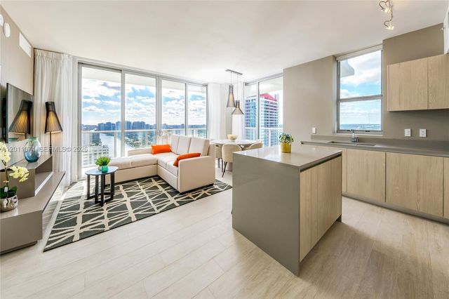 4010 S Ocean Dr R1808, Hollywood, FL 33019