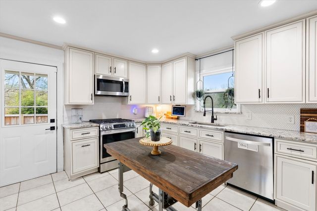 101 Olive Street A, Lone Oak, TX 75453