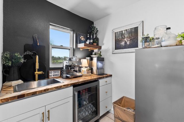 101 Olive Street A, Lone Oak, TX 75453