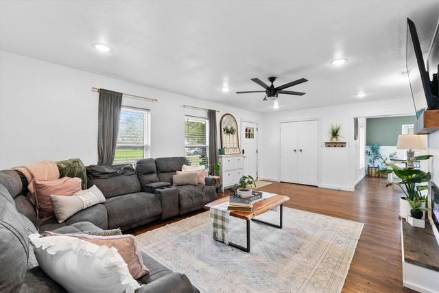 101 Olive Street A, Lone Oak, TX 75453