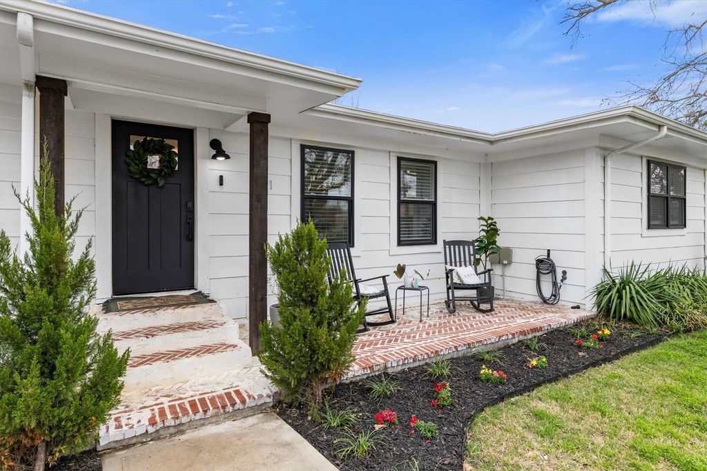 101 Olive Street A, Lone Oak, TX 75453