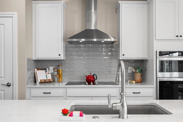 3380 Roslyn Drive, Ypsilanti, MI 48197