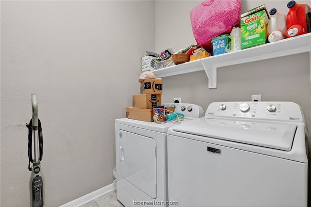2001 Shimla Drive, Bryan, TX 77807