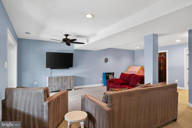 1920 EAMONS WAY, Annapolis, MD 21401