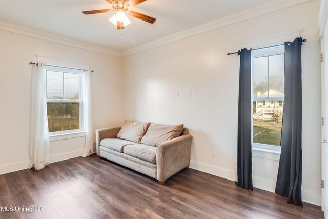 252 Handy Lane, Pass Christian, MS 39571