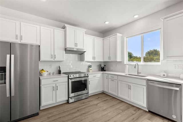 9104 SANDY BLUFFS CIRCLE, Parrish, FL 34219