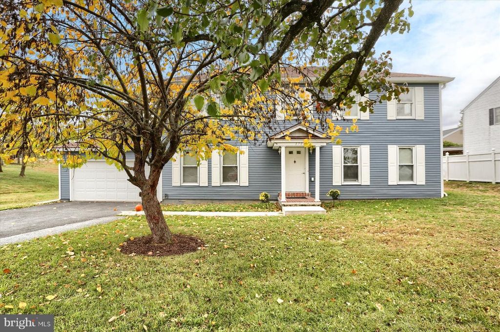 3704 REICHERT RD, Harrisburg, PA 17110