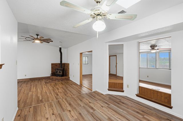 6 Sierra Vista Court, Peralta, NM 87042