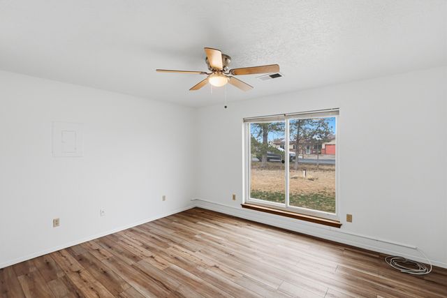 6 Sierra Vista Court, Peralta, NM 87042