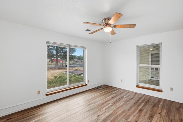 6 Sierra Vista Court, Peralta, NM 87042