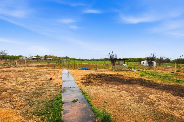 6 Sierra Vista Court, Peralta, NM 87042