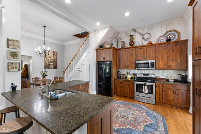 3750 Low Gap Road, Martinsville, IN 46151