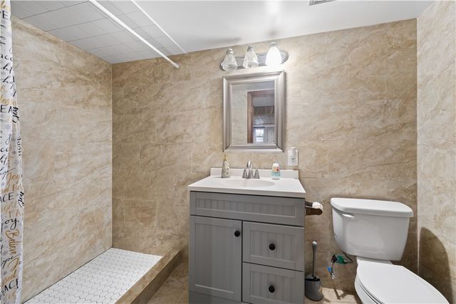 446 Budlong Road, Cranston, RI 02920