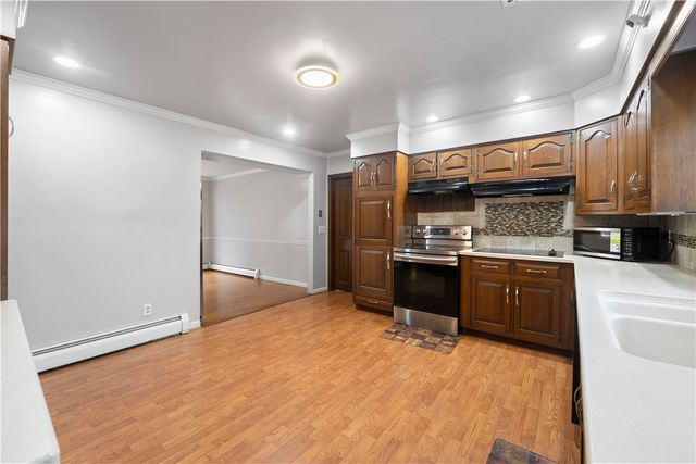 446 Budlong Road, Cranston, RI 02920