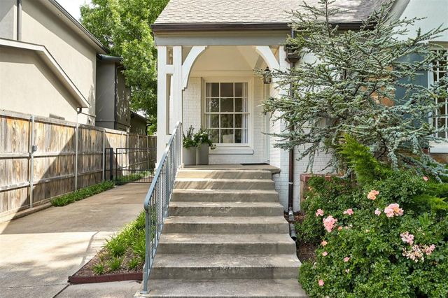 1107 Belford Avenue, Nichols Hills, OK 73116
