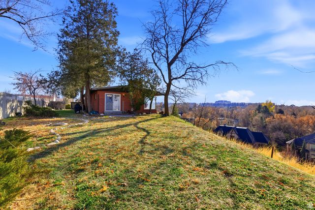 1325 E MILNE LN, Cottonwood Heights, UT 84047