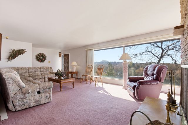 1325 E MILNE LN, Cottonwood Heights, UT 84047