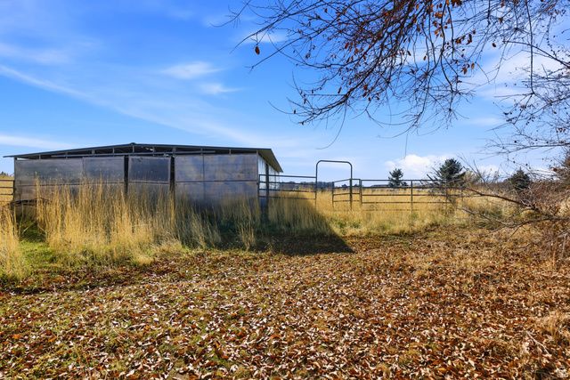 1325 E MILNE LN, Cottonwood Heights, UT 84047