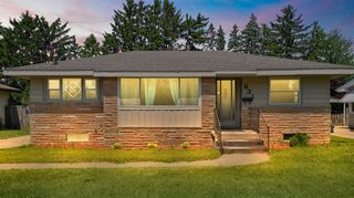 631 Oakcrest Street, Wyoming, MI 49509