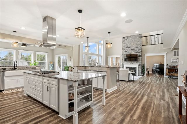 110 Ridgetop Dr, Adams Twp, PA 16046