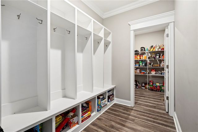 110 Ridgetop Dr, Adams Twp, PA 16046