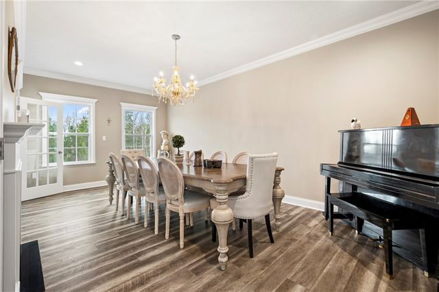 110 Ridgetop Dr, Adams Twp, PA 16046