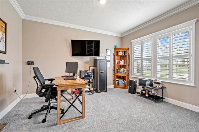 110 Ridgetop Dr, Adams Twp, PA 16046