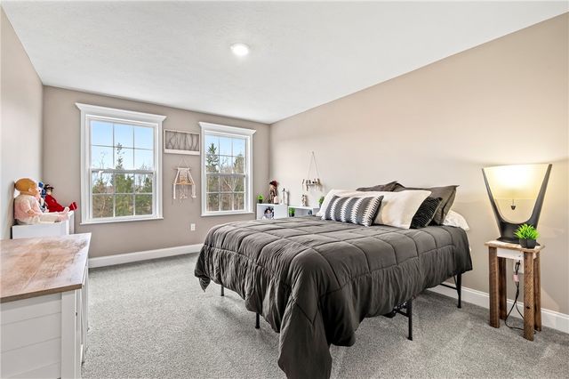 110 Ridgetop Dr, Adams Twp, PA 16046